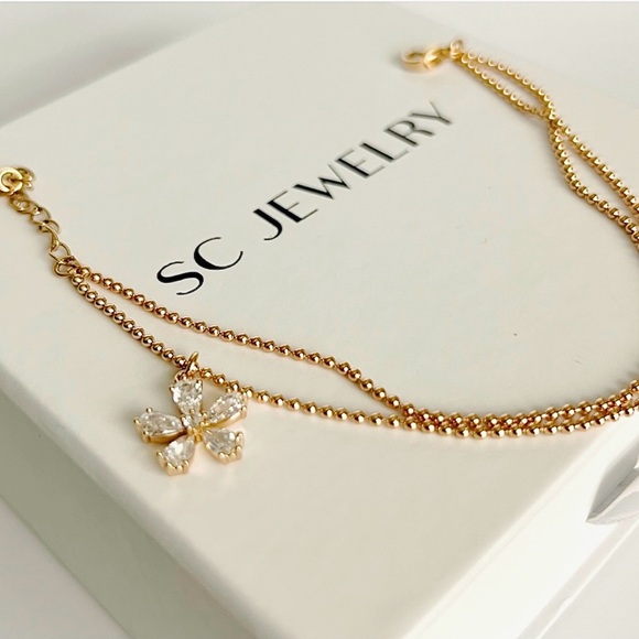 Flower Bracelet | 18K Gold Plated Beaded Chain with Zircon | Luxury Jewelry - Picture 3 of 9